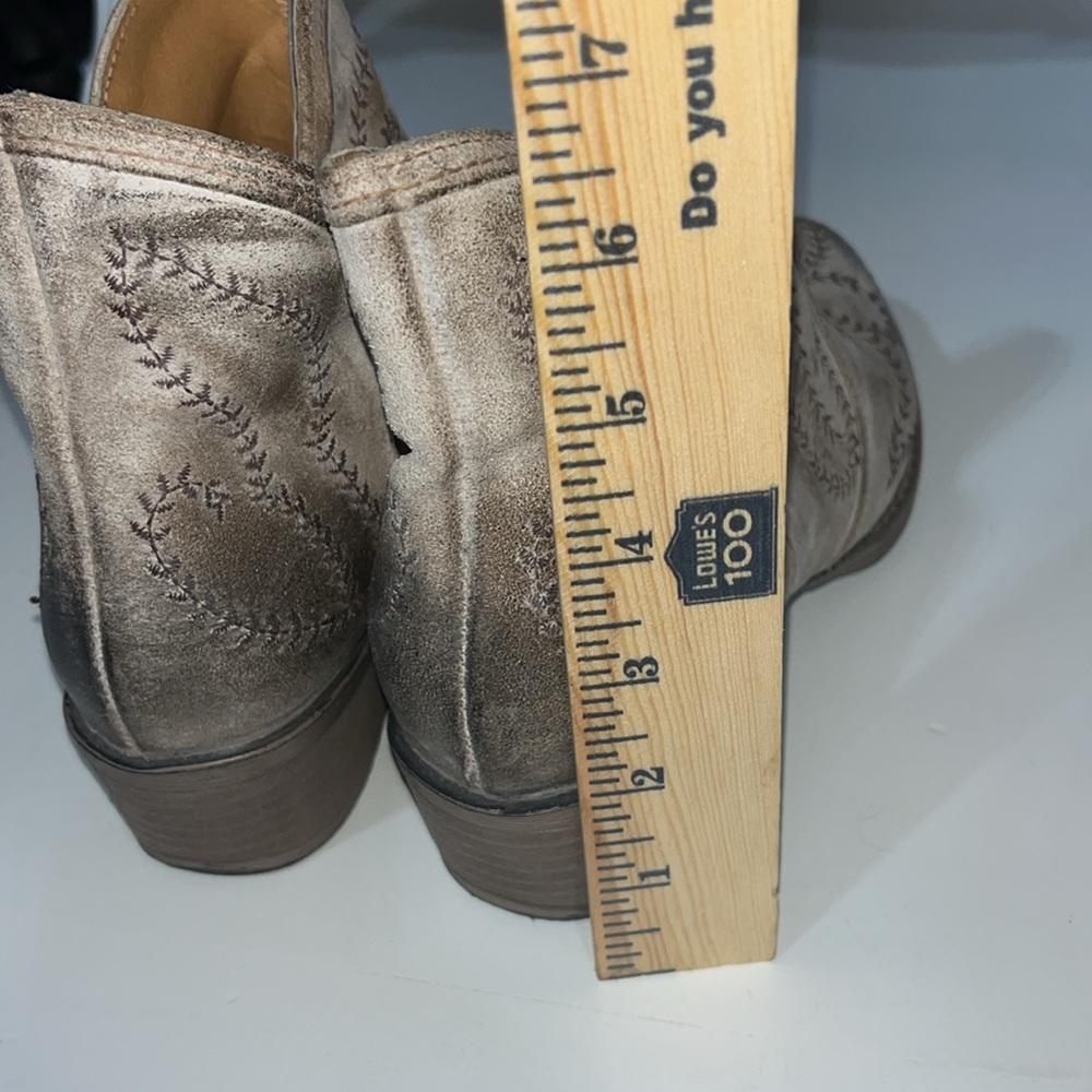 Sterling River Womens 8 Taupe Embroidered R-Toe Western Cowgirl‎ Boots Booties - Picture 7 of 8
